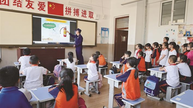 石楼：消防宣讲为师生解锁&ldquo;防火密码&rdquo;